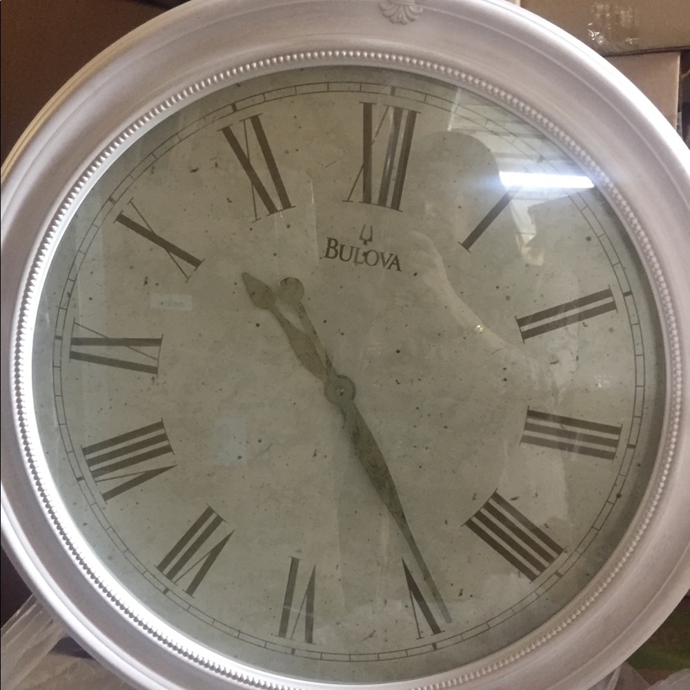 Bulova brand new wall clock ⏰- stunner !